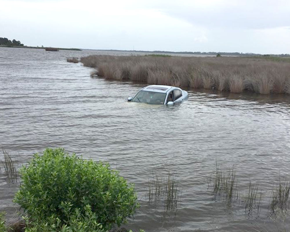 Lantz's Towing gallery photo 2